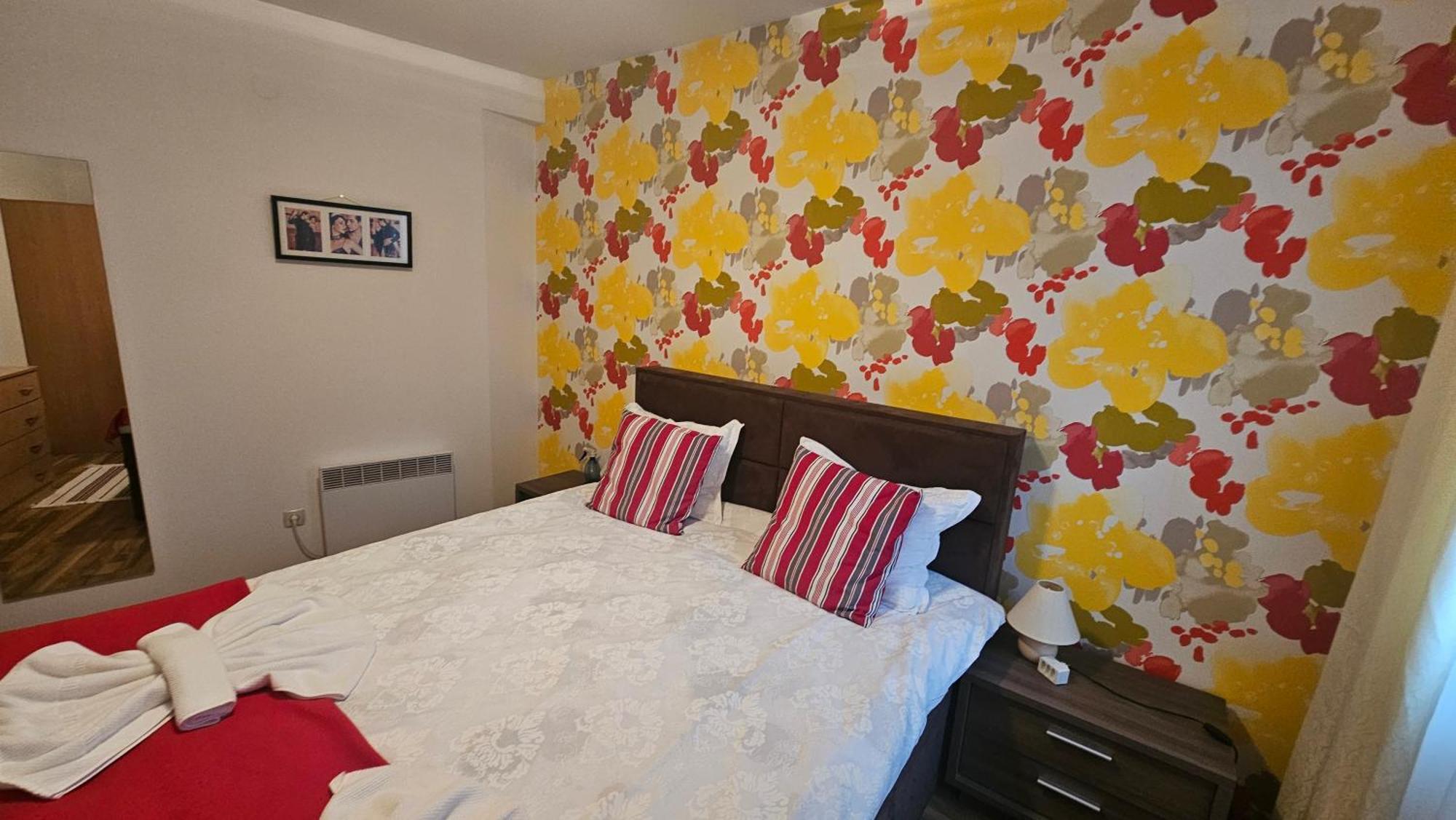 Ramada 2 Boutique Apartment Near Ski Road بانسكو المظهر الخارجي الصورة