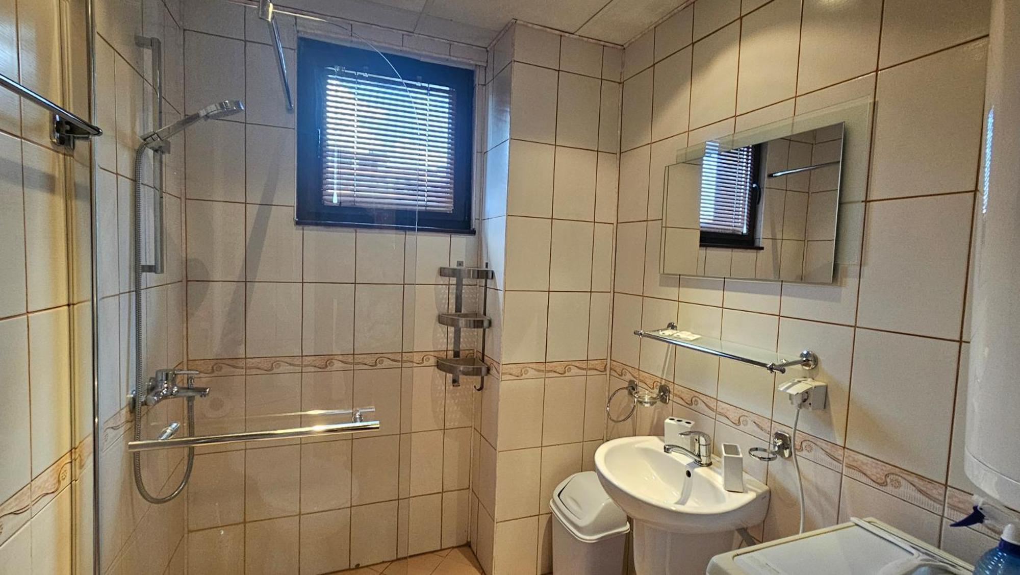Ramada 2 Boutique Apartment Near Ski Road بانسكو المظهر الخارجي الصورة