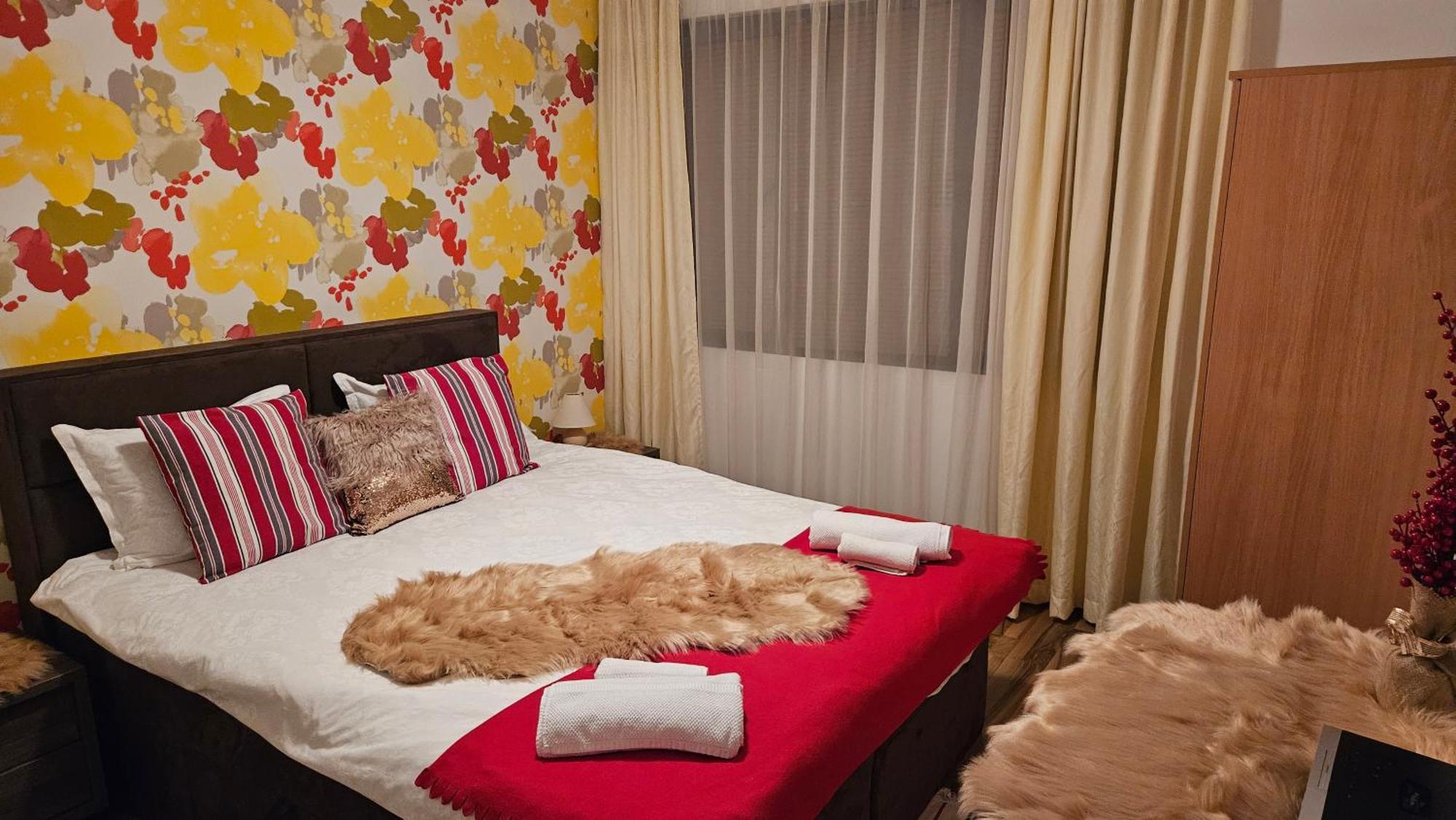 Ramada 2 Boutique Apartment Near Ski Road بانسكو المظهر الخارجي الصورة